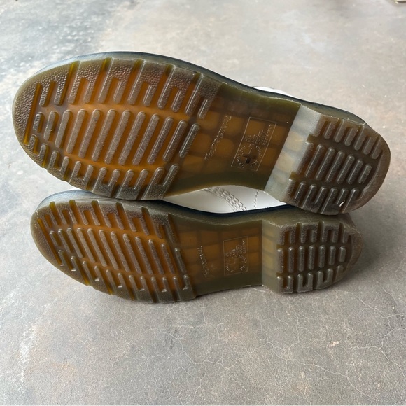 Dr. Martens AirWair 1460 White Patent Leather Lace Up  Combat Boots Women’s 8 - Picture 9 of 14